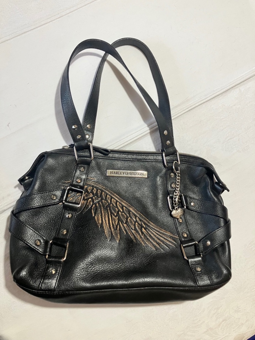 Harley-Davidson Leather Wing Purse Studded Charm Large Black Handbag